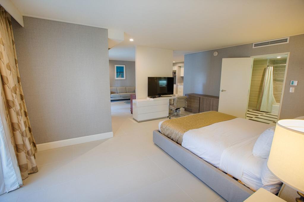 โพลีนิเชียน เรสซิเดนซ์ ไวกีกิ บีช Hotel โฮโนลูลู ภายนอก รูปภาพ