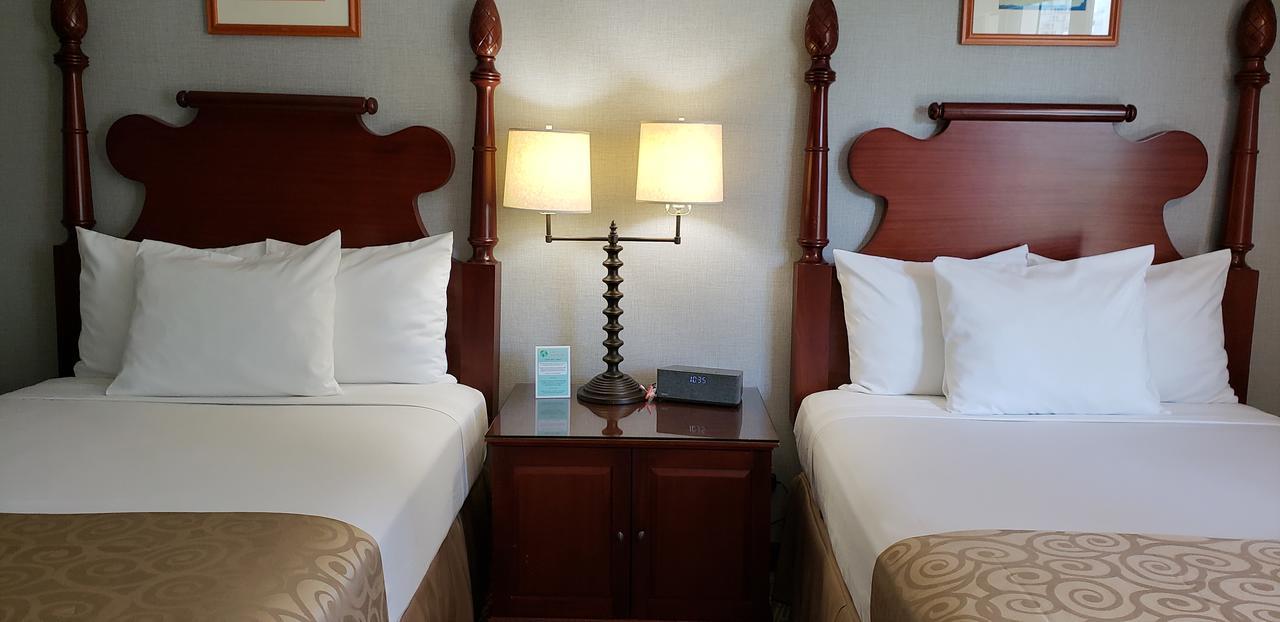 โพลีนิเชียน เรสซิเดนซ์ ไวกีกิ บีช Hotel โฮโนลูลู ภายนอก รูปภาพ